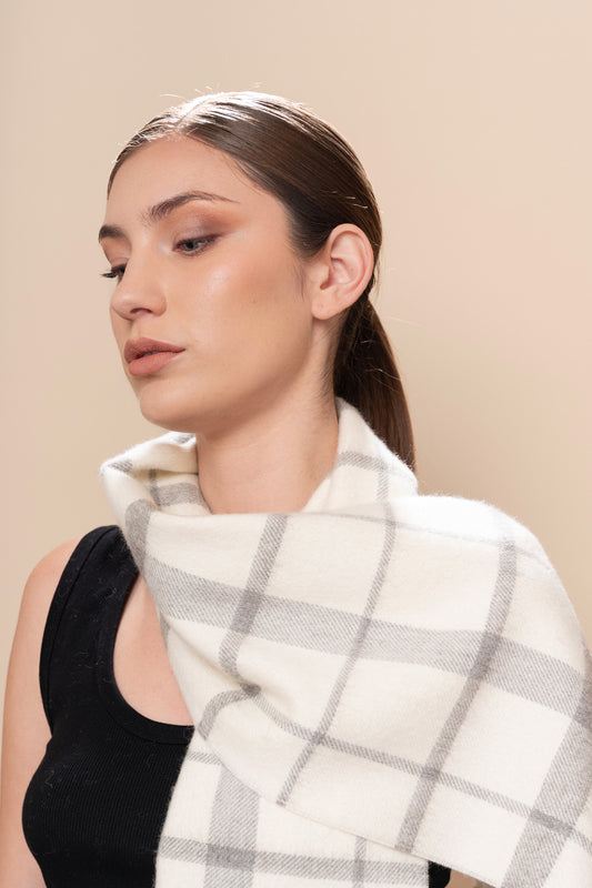 UNDYED PLAID SCARF