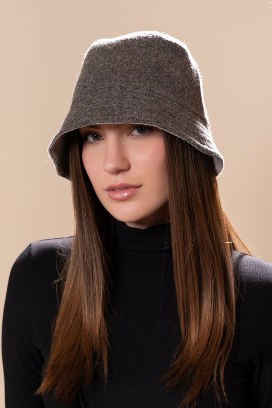 REVERSIBLE DOUBLE FACE BUCKET HAT