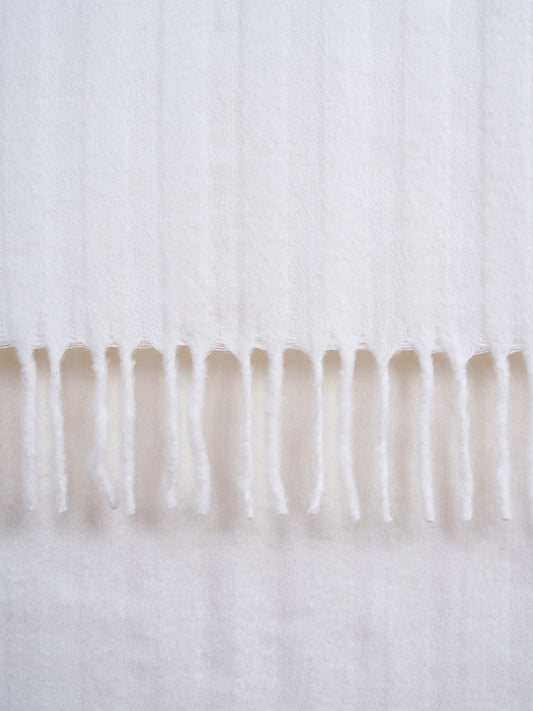 STRIPED THICK AND THIN THROW ECO WITH TWISTED FRINGES